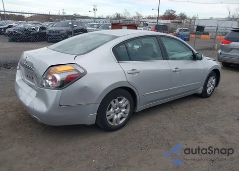 2009 Nissan Altima 2.5 S z USA, uszkodzony, nr VIN 1N4AL21E89N472907
